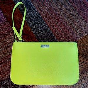 kate spade wristlet wallet